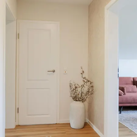 Am Waldrand Mit Panoramablick | Balkon | 2 Personen + 1 Kleinkind Apartment Glatten