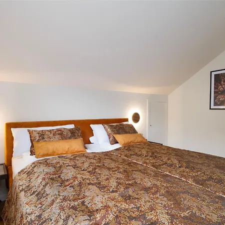 Am Waldrand Mit Panoramablick | Balkon | 2 Personen + 1 Kleinkind *